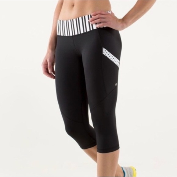 lululemon athletica Pants - Lululemon Speed Up Crop Leggings Black/White